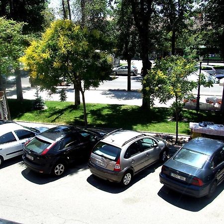 Hostal Santa Marta Aranjuez Zewnętrze zdjęcie