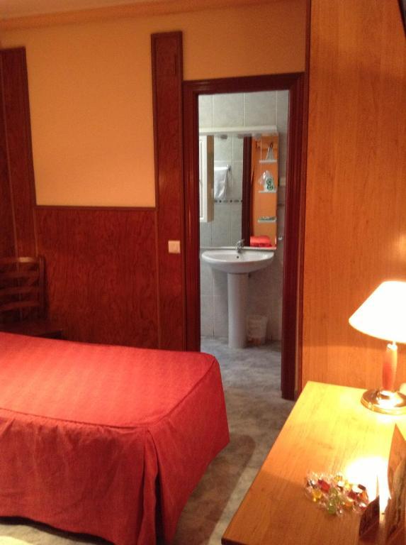 Hostal Santa Marta Aranjuez Zewnętrze zdjęcie